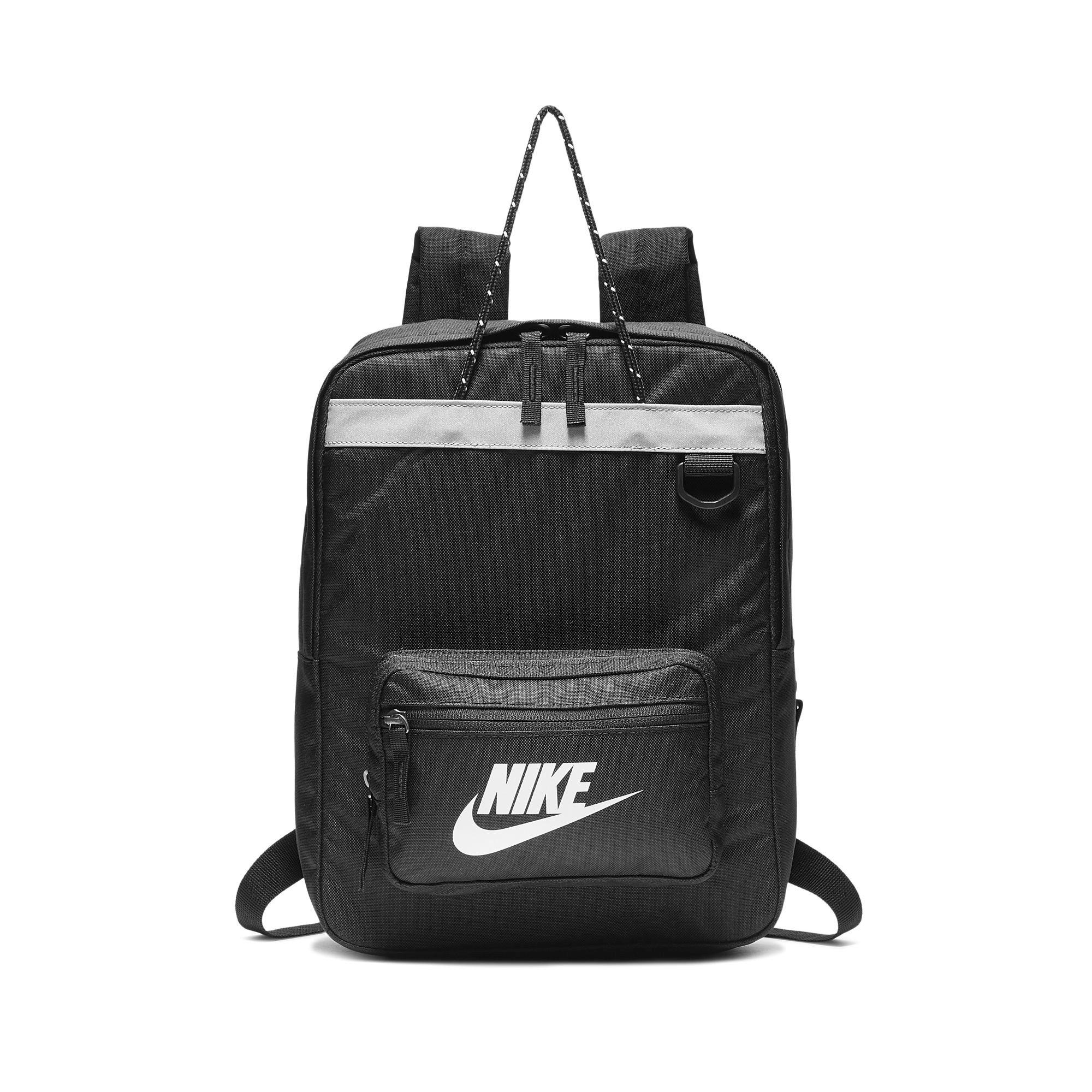 Nike tanjun kids store backpack